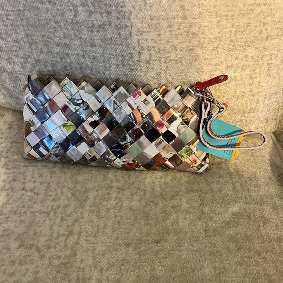 NEW Nahui Ollin Recycled Magazine Mini Purse Wristlet Wallet Clutch - Picture 4 of 10